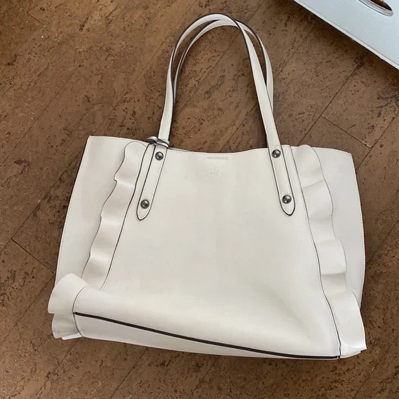 Jessica Simpson Spring Bag - Picture 8 of 16